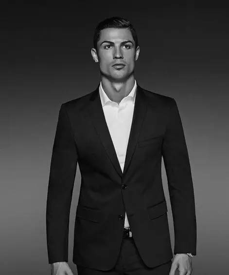 卡洛斯谈世界杯：其他队都想赢阿根廷，巴西进决赛得看内马尔（卡洛斯：世界杯上各队都想击败阿根廷，巴西能否进决赛取决于内马尔）