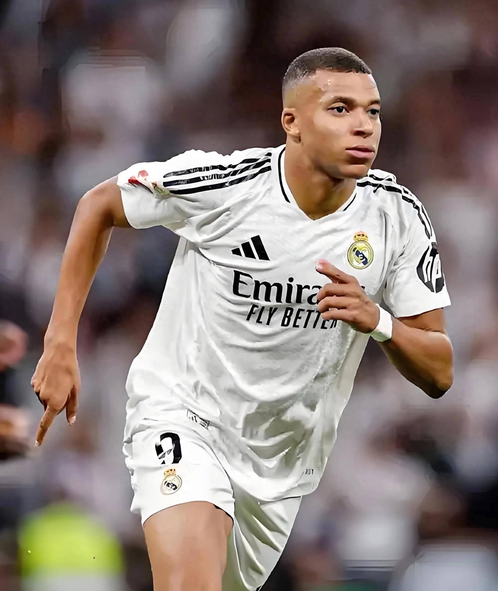 齐达内：初到尤文时不明白为什么训练那么狠；尤文会再次伟大（齐达内：初到尤文难以适应高强度训练；相信尤文将重回巅峰）