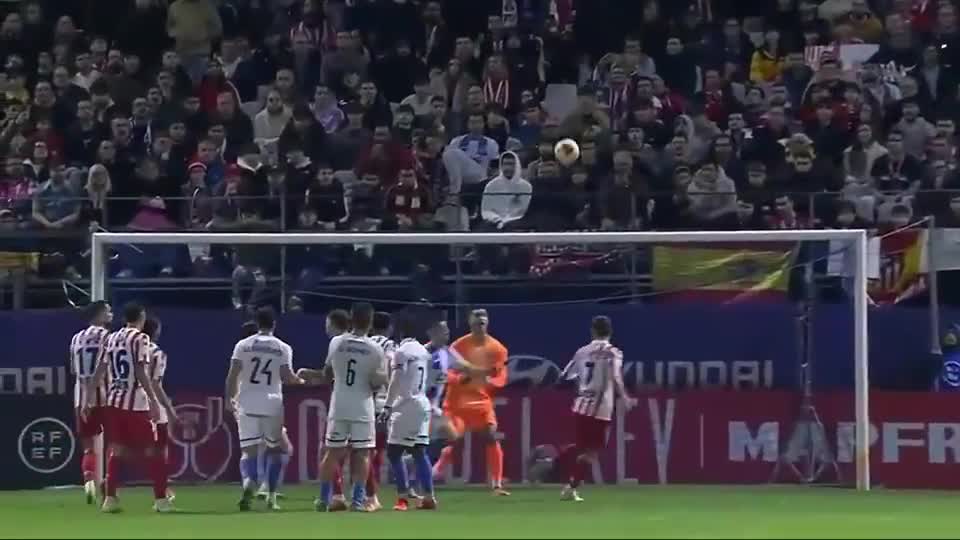 德天空：拜仁仍然有意马利克-福法纳和赛义德-马拉（德天空：拜仁继续关注马利克-福法纳与赛义德-马拉）