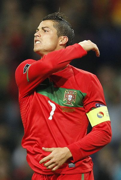 海纳：没注意到针对赫内斯的横幅；拜仁的章程比50+1严格（海纳称未留意针对赫内斯的横幅：拜仁章程严于50+1）