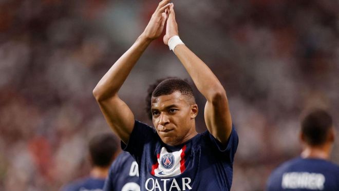 罗埃夫斯：我不是那种天才型球员；希望明年能随荷兰去世界杯（罗埃夫斯：自认非天才型，盼明年随荷兰征战世界杯）