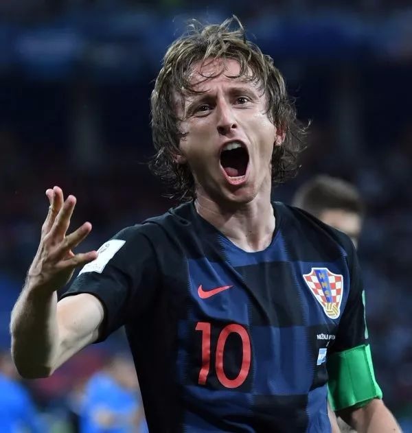 穆勒：过去与梅西交手的战绩确实不错，但历史战绩毫无意义（穆勒：曾在与梅西对决占优，但过去战绩不算数）