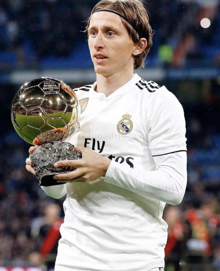 国安与河南合拍足协杯决赛宣传片：在传统足球赛中加入福瑞（国安携手河南打造足协杯决赛宣传片：为传统足球注入福瑞元素）